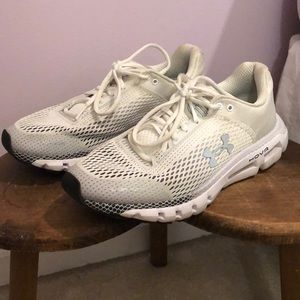 Women’s Under Armour HOVR Infinite 2 Running Shoes